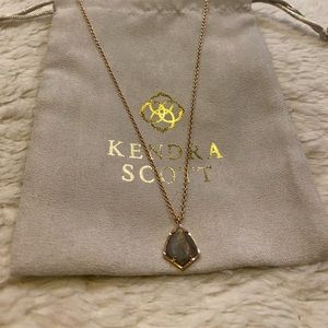 Kendra Scott rose gold necklace